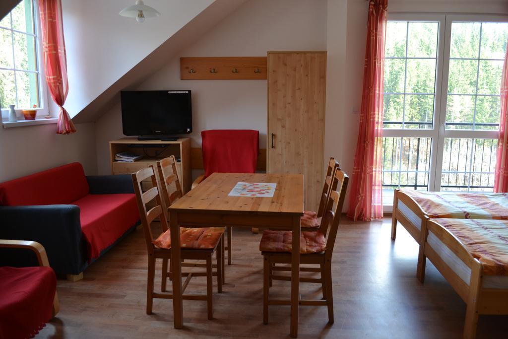 Orbit Karlov Pod Pradedem Apartment Mala Moravka Room photo